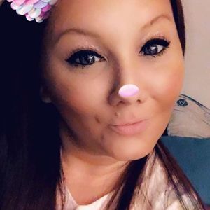 Meet your Posher, Carrie